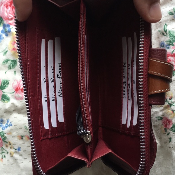 Nina Bossi Wallet - Picture 3 of 4
